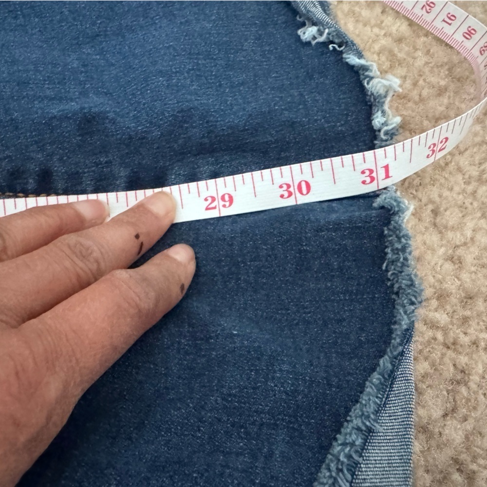 Free People Women's Blue Wide Flared Jeans Boho Frayed Hem Size 25 - Picture 9 of 11